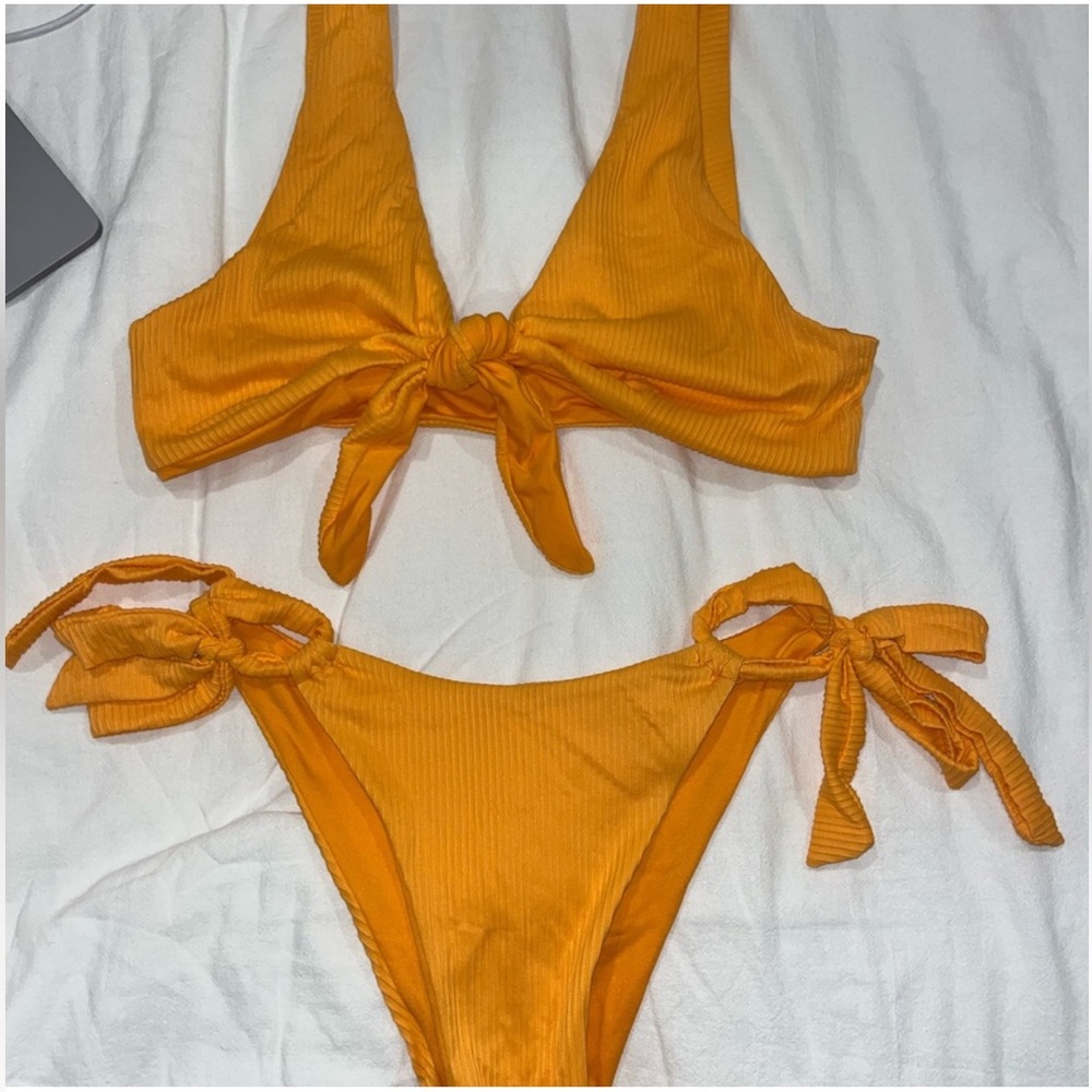 Monday Swimwear Bikini Set
